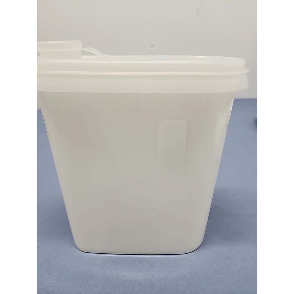 Vintage Tupperware 1 Qt. Store And Pour  #792-9 793-3 Container Lid & Pour Spout